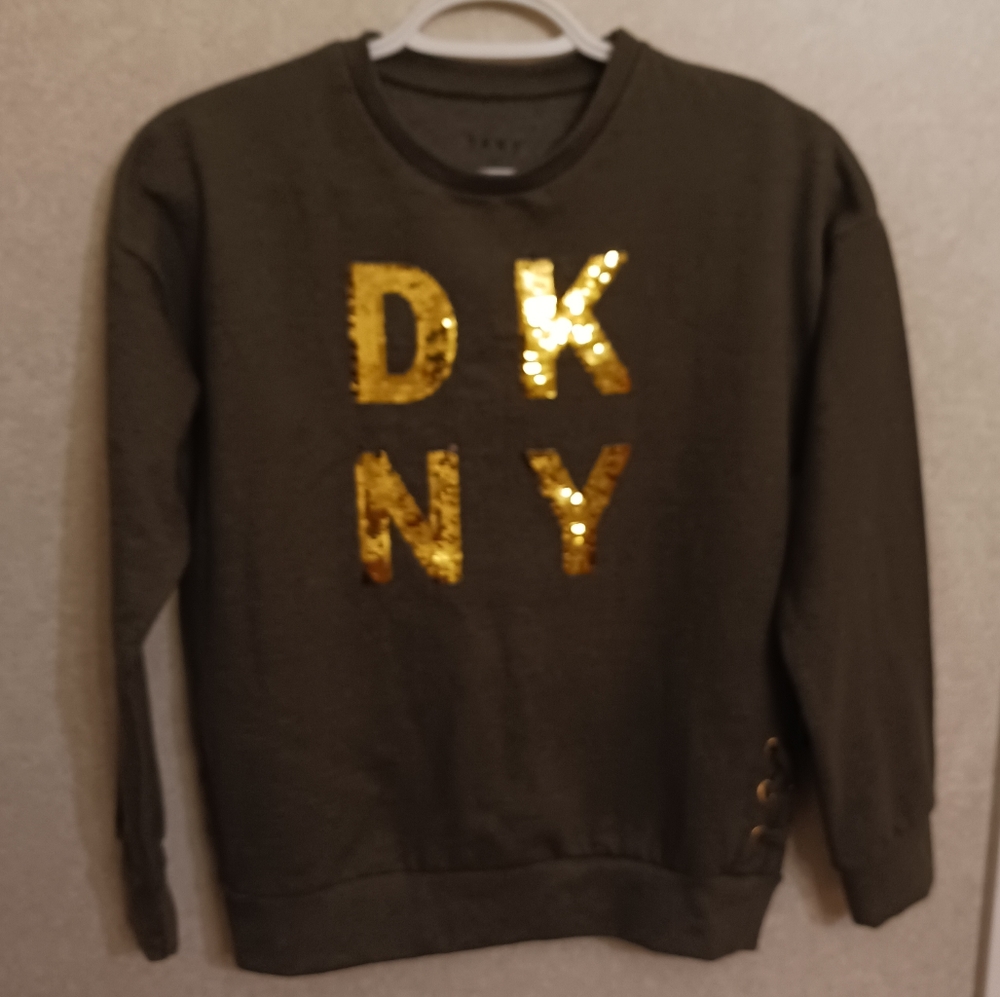 NWT Girls DKNY Sequin Sweatshirt with side detail
